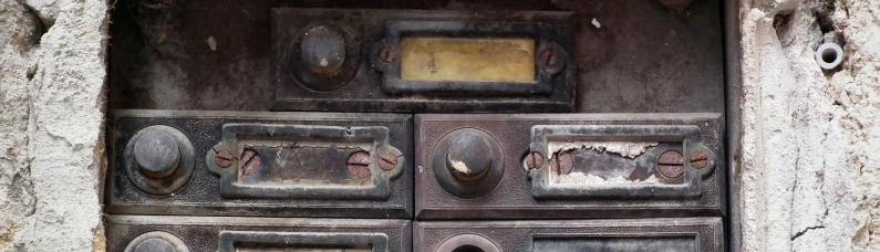 Türklingel: unbekannt verzogen