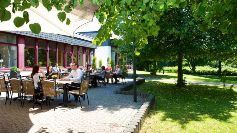 Terrassenbereich des Arbeitnehmerzentrum Königswinter